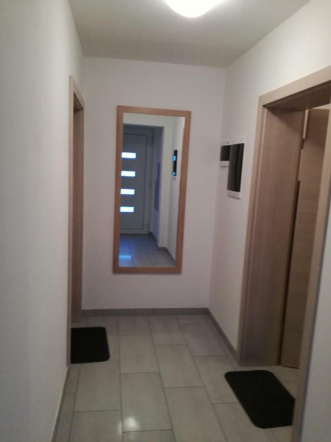 Apartizola Bagian luar foto